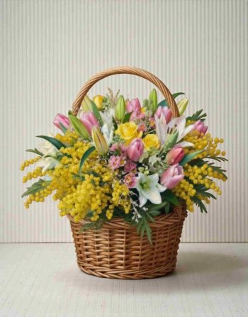 Bouquet Mimosa Deluxe con Tulipani, Rose e Gigli
