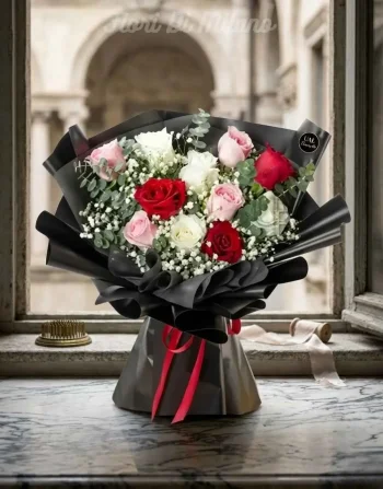 Bouquet di rose rosse, rosa e bianche (1)