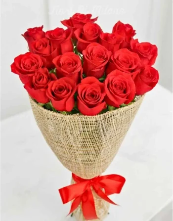 15 rose rosse (gambo medio) (1)