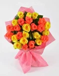 Bouquet con 21 rose arancio e gialle