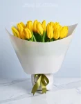 Bouquet of Strong Gold tulips (1)