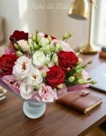 Lisanthus Rosà con 5 rose Rosse (2)